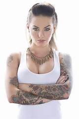 Hottest tatouÃ© liste de stars du porno du porno Sexy Stars avec des tatouages