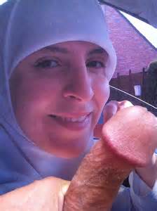 JPG IMG 3964 dans Galerie hommage HIJAB arabe salope photo 2 sur