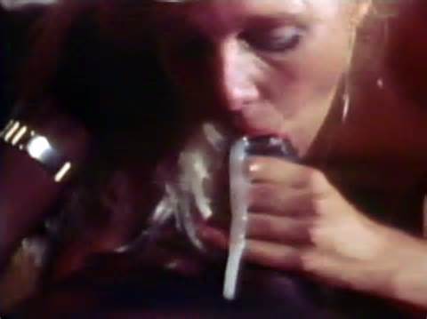 CAPTURE SERIESBeginning de sucer Ã©pais sperme sur une grosse bite noire