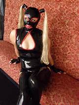 Thelatexfetish Com caoutchouc Royaume Goth Latex lesbiennes