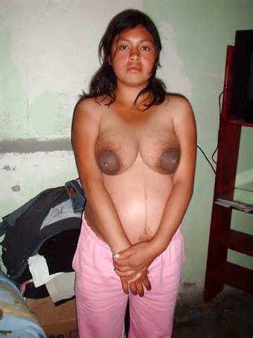 Latpre1 Jpg dans Galerie Preggo Latina mexicaine Ghetto putes photo 1