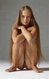 Blonde Babydoll Teen Milena Tiny Tit salope prÃªte pour coq Pic 022