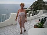 Coquine Mature Amateur Woman Nude sur vacances Image003 Jpg