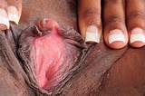 Lyr002RFI 300560073 Busty Ebony Babe joufflu Spreads rasÃ©e chatte noire