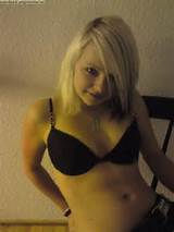 Blonde allemande Emo Teen porno Jpg